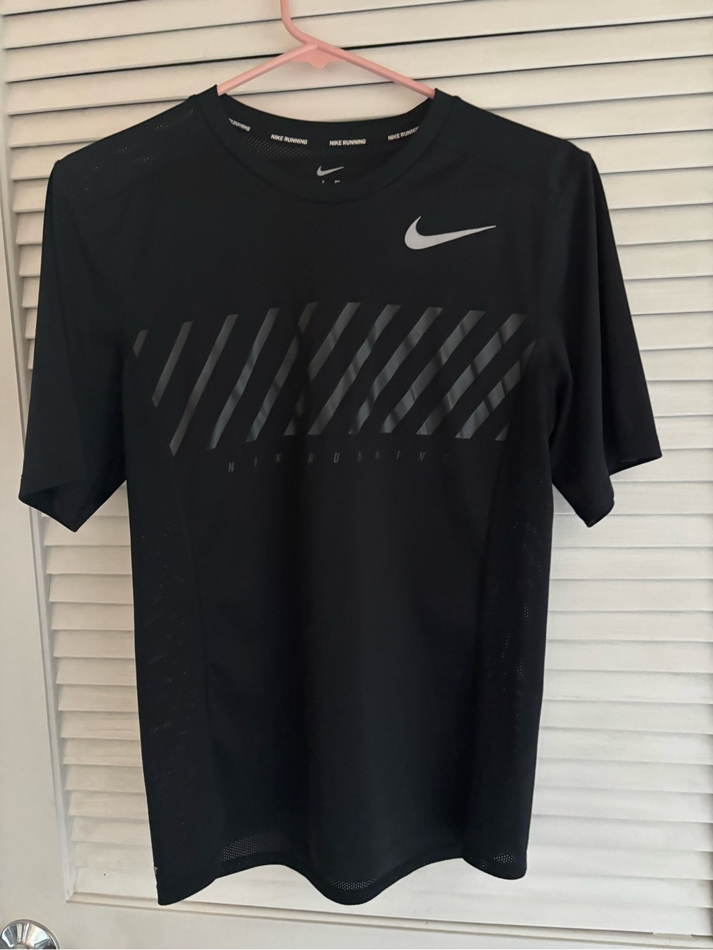 Nike Black Men's Short Sleeve Running Tee with Reflective Swoosh
